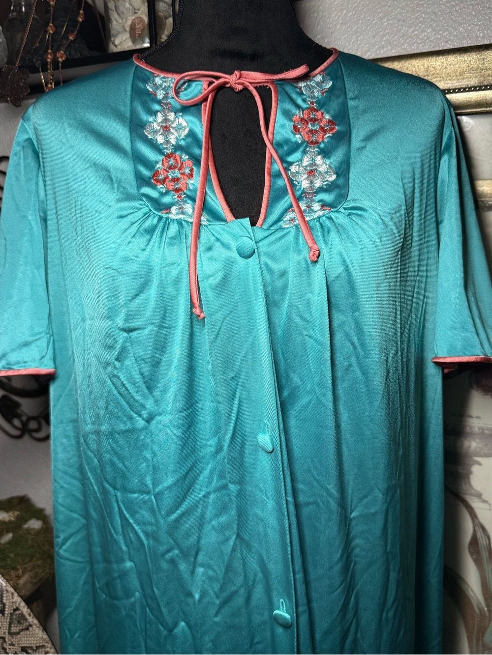 “Vintage 70s Montgomery Ward Turquoise Nylon Duster Housecoat Robe •Size M• Aqua